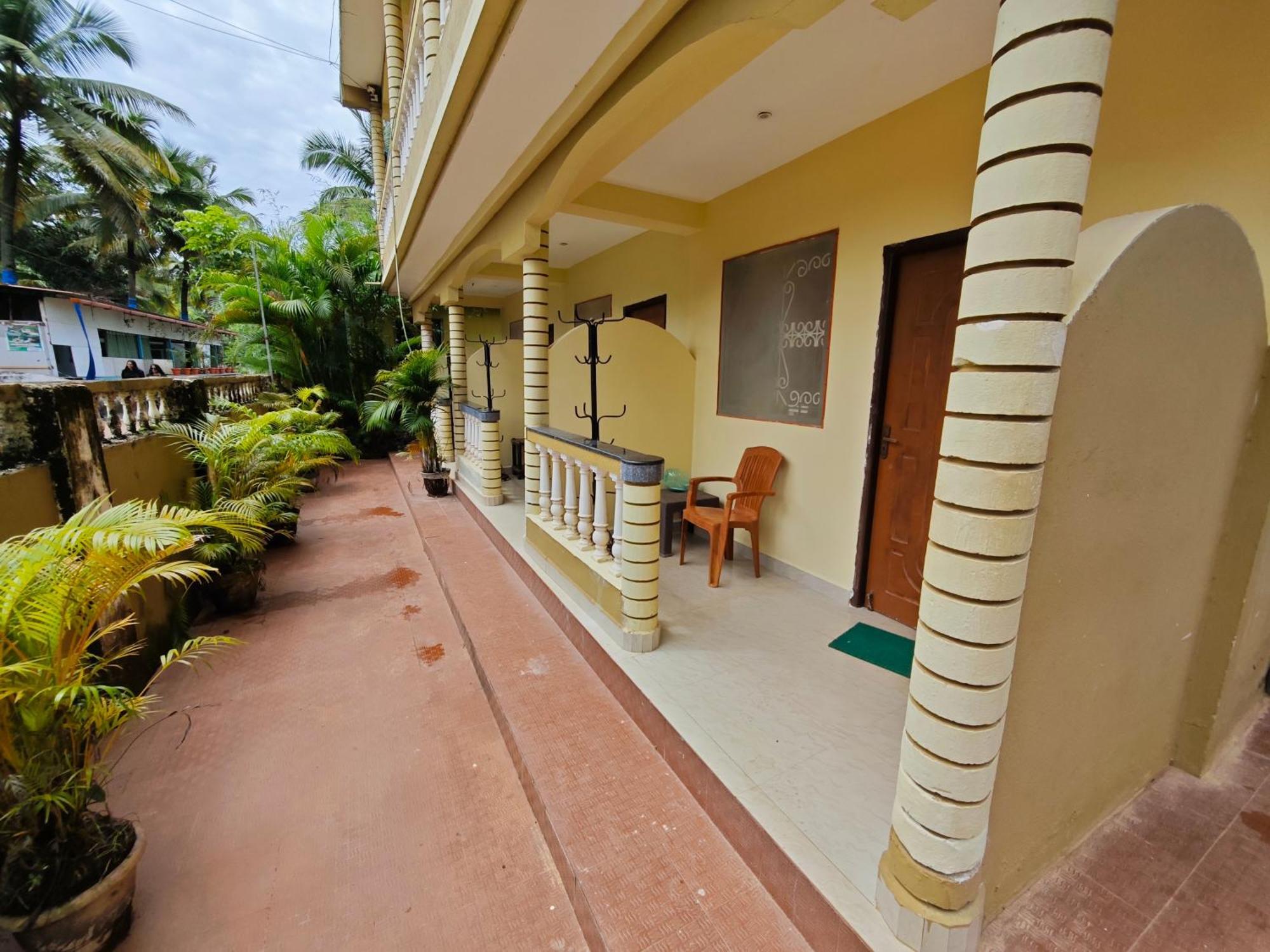 Regina Residency Inn Bãi biển Bãi biển Palolem Ngoại thất bức ảnh